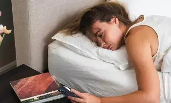 Waking Up Frequently at Night: రాత్రిపూట తరచుగా నిద్ర లేస్తున్నారా? గుండెపోటు, మెదడు సంబంధిత వ్యాధుల ముప్పు పొంచి ఉంది..