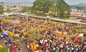 Medaram: మేడారంలో ఘనంగా మండ మెలిగే పండుగ