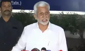 Vijayasai Reddy: మద్యం కుంభకోణంలో రాజ్ కసిరెడ్డికే అన్ని వివరాలు తెలుసు: ఈడీకి విజయసాయి వెల్లడి Vijayasai Reddy: మద్యం కుంభకోణంలో రాజ్ కసిరెడ్డికే అన్ని వివరాలు తెలుసు: ఈడీకి విజయసాయి వెల్లడి