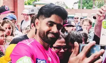 Big Bash League: సిడ్నీ సిక్సర్స్ జట్టుకు బిగ్ షాక్.. బాబర్ ఆజం ఔట్! Big Bash League: సిడ్నీ సిక్సర్స్ జట్టుకు బిగ్ షాక్.. బాబర్ ఆజం ఔట్!