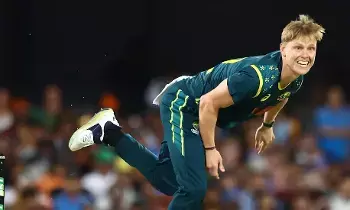 Shock for Australia: టీ20 ప్రపంచకప్‌కు ముందు ఆసీస్‌కు షాక్.. స్టార్ పేసర్‌కు గాయం