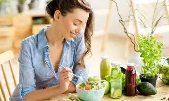 Women’s Diet: మహిళలు తీసుకునే ఫుడ్ లో.. ఈ పోషకాలు ఖచ్చితంగా ఉండాలి