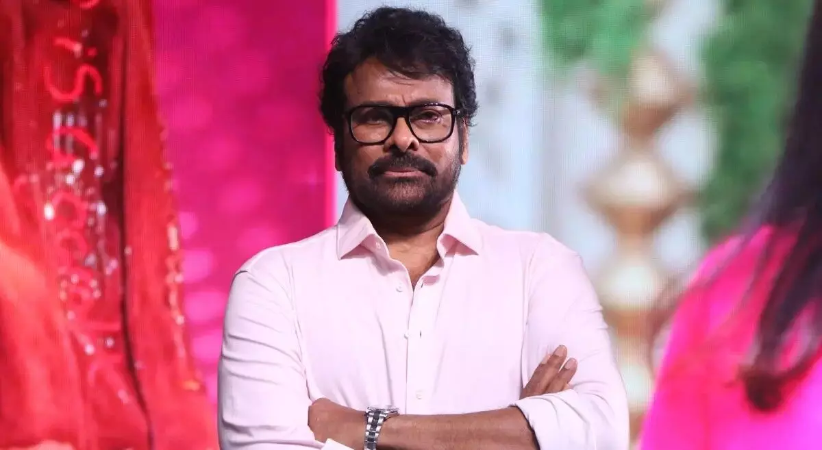 Chiranjeevi Shares Emotional Comments: బాక్సాఫీస్ వద్ద మెగా సునామీ.. చిరంజీవి ఎమోషనల్ కామెంట్స్ Chiranjeevi Shares Emotional Comments: బాక్సాఫీస్ వద్ద మెగా సునామీ.. చిరంజీవి ఎమోషనల్ కామెంట్స్