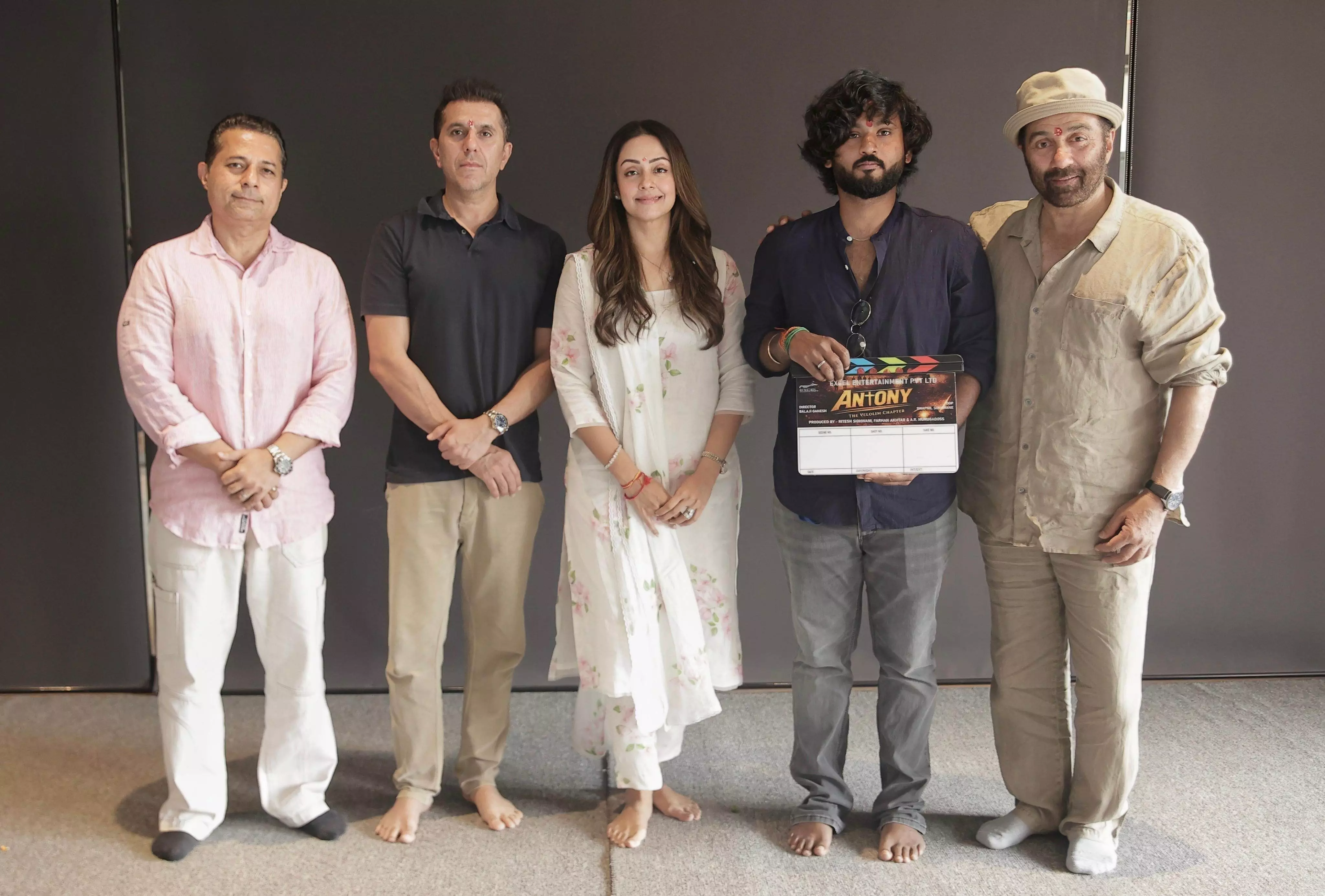 సన్నీ డియోల్ – జ్యోతిక జంటగా భారీ యాక్షన్ థ్రిల్లర్కి శ్రీకారం సన్నీ డియోల్ – జ్యోతిక జంటగా భారీ యాక్షన్ థ్రిల్లర్కి శ్రీకారం