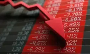 Auto Stocks Crash : ఆటో షేర్ల అల్లకల్లోలం..మహీంద్రా, టాటా మోటార్స్ షేర్లు ఢమాల్