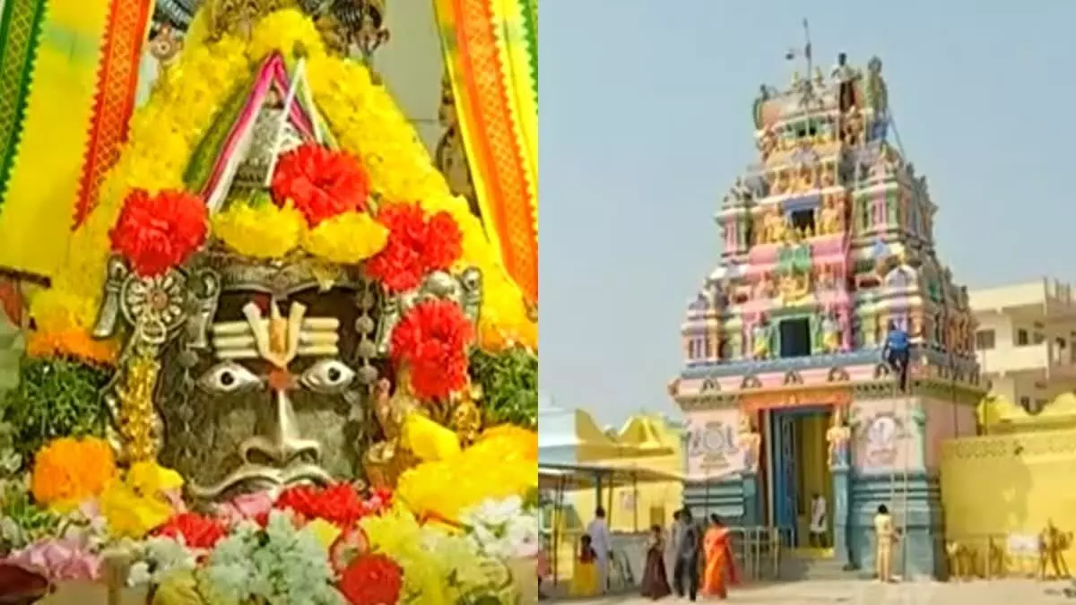 Lakshmi Narasimha Swamy in Lingam Form: లింగరూపంలో లక్ష్మీనరసింహ స్వామి.. ఇక్కడ స్నానం చేస్తే సర్వరోగాలు మాయం Lakshmi Narasimha Swamy in Lingam Form: లింగరూపంలో లక్ష్మీనరసింహ స్వామి.. ఇక్కడ స్నానం చేస్తే సర్వరోగాలు మాయం
