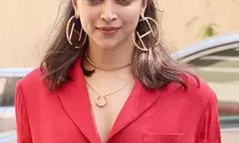 Director Atlee: బన్నీ AA22లో దీపికా పదుకొణె మ్యాజిక్.. నా లక్కీ ఛార్మ్ అన్న అట్లీ Director Atlee: బన్నీ AA22లో దీపికా పదుకొణె మ్యాజిక్.. నా లక్కీ ఛార్మ్ అన్న అట్లీ