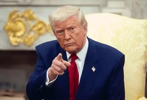 US President Donald Trump: పుతిన్-జెలెన్స్కీల మధ్య తీవ్ర వైరం.. శాంతి చర్చలకు పెద్ద అడ్డంకి: ట్రంప్ US President Donald Trump: పుతిన్-జెలెన్స్కీల మధ్య తీవ్ర వైరం.. శాంతి చర్చలకు పెద్ద అడ్డంకి: ట్రంప్