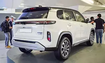 Maruti Grand Vitara: నెలకు 8 వేల మందికి పైగా ఇదే కారు కొంటున్నారు.. అసలు ఏముంది ఈ కారులో ?