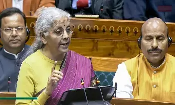 Budget 2026 : రాష్ట్రాలకు బడ్జెట్ కానుక..రూ.1.4లక్షల కోట్ల గ్రాంట్లు..16వ ఆర్థిక సంఘం సిఫార్సులకు ఓకే Budget 2026 : రాష్ట్రాలకు బడ్జెట్ కానుక..రూ.1.4లక్షల కోట్ల గ్రాంట్లు..16వ ఆర్థిక సంఘం సిఫార్సులకు ఓకే