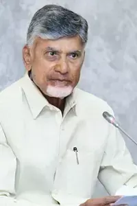 CM Chandrababu Naidu Warns: చంద్రబాబు హెచ్చరిక: వైకాపా ఉచ్చులో పడకండి.. చట్టబద్ధంగానే ఎదుర్కోండి CM Chandrababu Naidu Warns: చంద్రబాబు హెచ్చరిక: వైకాపా ఉచ్చులో పడకండి.. చట్టబద్ధంగానే ఎదుర్కోండి