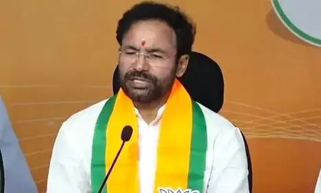 Union Minister Kishan Reddy: బడ్జెట్పై తప్పుడు ప్రచారం.. కేంద్రమంత్రి కిషన్రెడ్డి తీవ్ర అసంతృప్తి Union Minister Kishan Reddy: బడ్జెట్పై తప్పుడు ప్రచారం.. కేంద్రమంత్రి కిషన్రెడ్డి తీవ్ర అసంతృప్తి