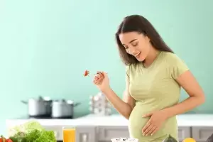 Pregnant Women: గర్భిణులు రోజుకెంత ఉప్పు తీసుకోవాలంటే..