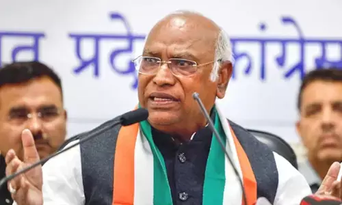 Congress Party President Mallikarjuna Kharge: అమెరికా ఒత్తిడికి భారత్ తలొగ్గిందా? కాంగ్రెస్ ప్రశ్న