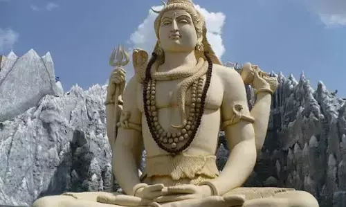 Maha Shivaratri 2026:  మహాశివరాత్రి 2026: శివుడికి ఇష్టమైనవి ఇవే! పొరపాటున కూడా వీటిని అర్పించకండి..