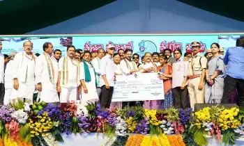 CM Revanth Reddy Slams: గోదావరి జలాల పేరుతో తెలంగాణను దోచుకున్నారు: సీఎం రేవంత్‌రెడ్డి ఆగ్రహం