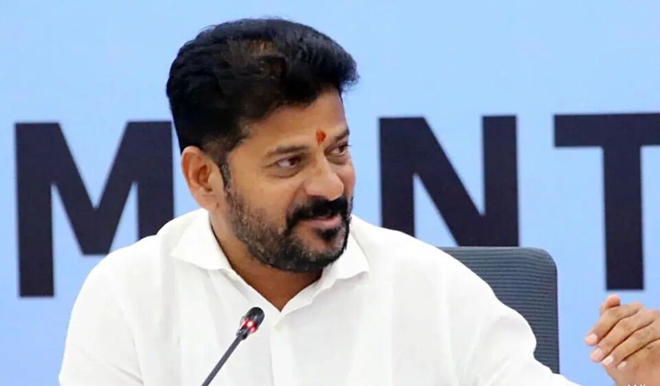 Revanth Reddy Full CM Revanth Reddy: అభివృద్ధి బాధ్యత నా భుజాలపై.. పూర్తి సహకారంతో ముందుకు ...