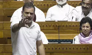 Rahul Gandhi: మన డేటాను విదేశీ శక్తులకు అప్పగిస్తున్న మోదీ ప్రభుత్వం: రాహుల్‌ ఆరోపణ