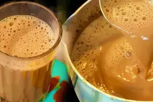 Reheating Tea Again and Again: టీ ని మళ్లీమళ్లీ వేడి చేస్తే తాగుతున్నారా.?ఈ విషయం తెలుసుకోండి