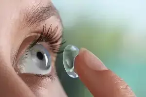 Contact Lenses Harmful to Your Eyes: కాంటాక్ట్ లెన్స్ వాడితే కంటికి ప్రమాదమా.?
