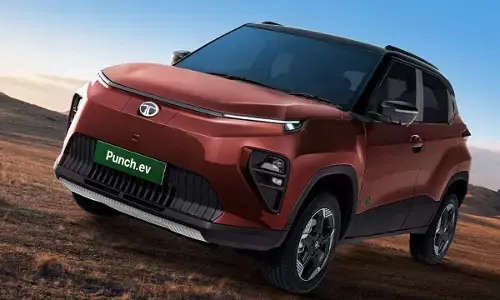 Tata Punch EV : ఒక్కసారి ఛార్జ్ చేస్తే 450 కి.మీ..సరికొత్త బ్యాటరీ ప్యాక్‌తో టాటా పంచ్ ఈవీ సంచలనం