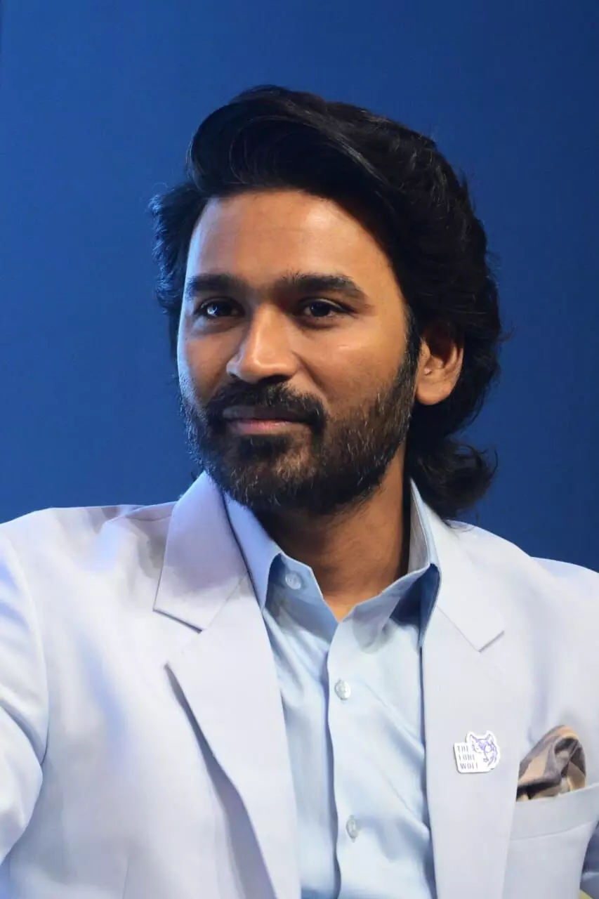 Actor Dhanush: నటుడు ధనుష్కు లీగల్ నోటీసులు.. రూ.20 కోట్లు చెల్లించాలని నిర్మాణ సంస్థ డిమాండ్.. Actor Dhanush: నటుడు ధనుష్కు లీగల్ నోటీసులు.. రూ.20 కోట్లు చెల్లించాలని నిర్మాణ సంస్థ డిమాండ్..