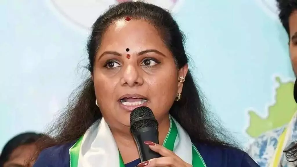 Kavitha’s Criticism: కవిత విమర్శలు: బీఆర్ఎస్ వైఫల్యాలే కాంగ్రెస్ విజయానికి కారణం Kavitha’s Criticism: కవిత విమర్శలు: బీఆర్ఎస్ వైఫల్యాలే కాంగ్రెస్ విజయానికి కారణం