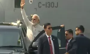 PM Modi: చైనా సరిహద్దుకు సమీపంలో తొలి ఎమర్జెన్సీ ల్యాండింగ్ సౌకర్యం.. హైవేపై చారిత్రక ల్యాండింగ్తో ప్రధాని మోదీ PM Modi: చైనా సరిహద్దుకు సమీపంలో తొలి ఎమర్జెన్సీ ల్యాండింగ్ సౌకర్యం.. హైవేపై చారిత్రక ల్యాండింగ్తో ప్రధాని మోదీ