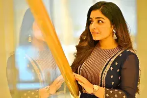 Heroine Rajisha Vijayan: ఓన్లీ ఇన్ స్టా..నేను వాట్సప్ వాడను..