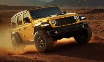 Jeep : 35 ఇంచుల టైర్లు, 11.1 ఇంచుల గ్రౌండ్ క్లియరెన్స్‌తో జీప్ రాంగ్లర్ విల్లీస్ విధ్వంసం