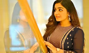 Heroine Rajisha Vijayan: ఓన్లీ ఇన్ స్టా..నేను వాట్సప్ వాడను.. Heroine Rajisha Vijayan: ఓన్లీ ఇన్ స్టా..నేను వాట్సప్ వాడను..
