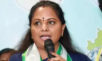 Kavitha’s Criticism: కవిత విమర్శలు: బీఆర్ఎస్ వైఫల్యాలే కాంగ్రెస్ విజయానికి కారణం Kavitha’s Criticism: కవిత విమర్శలు: బీఆర్ఎస్ వైఫల్యాలే కాంగ్రెస్ విజయానికి కారణం