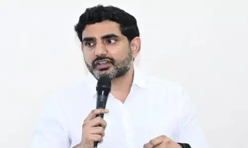 AP Minister Nara Lokesh: విపక్ష విమర్శలపై రక్షణాత్మక వైఖరి వద్దు.. ఎదురు దాడి చేయాలి: లోకేష్
