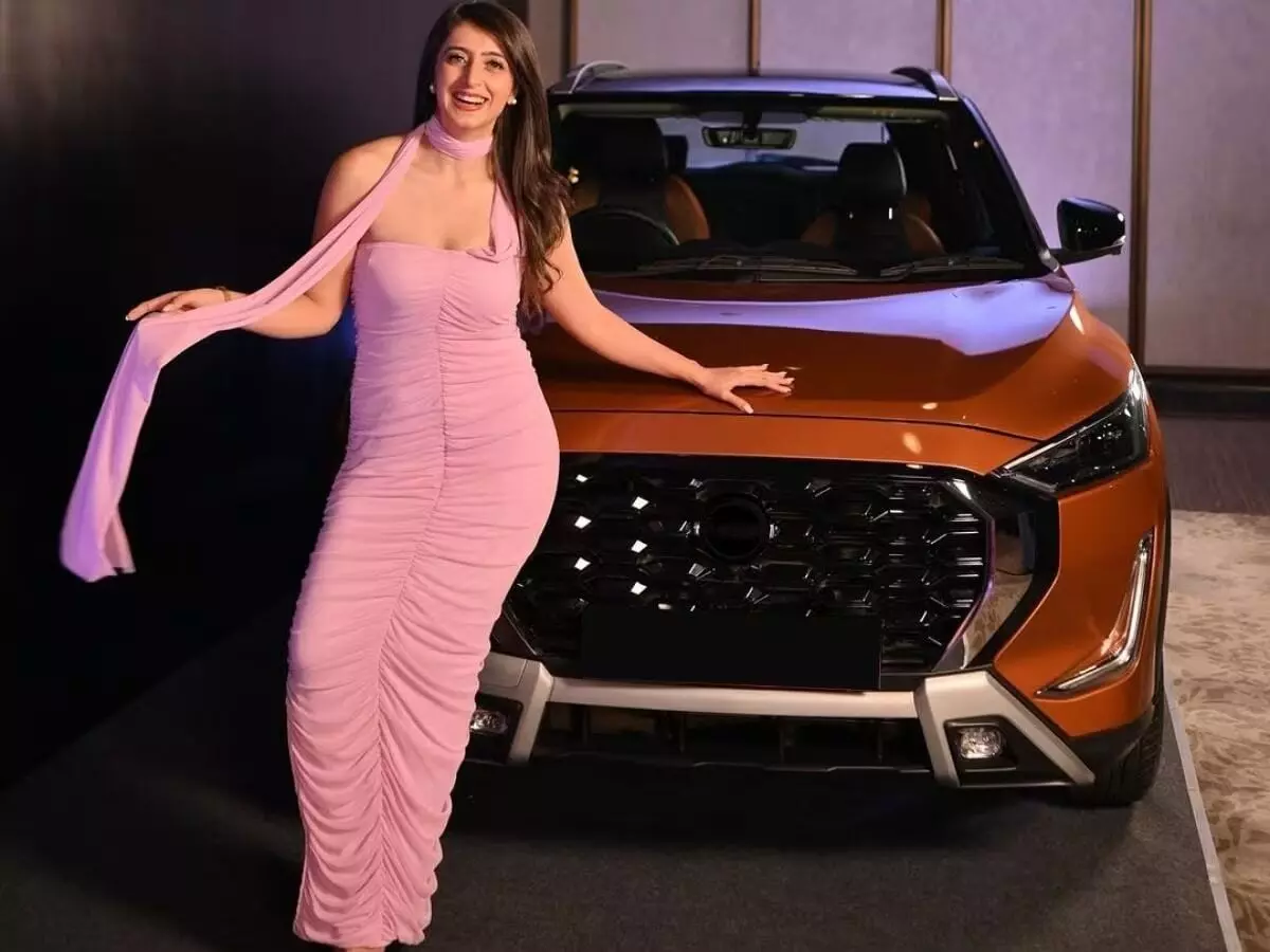 Nissan Magnite : కారు చిన్నదే కానీ క్రేజ్ మాత్రం చాలా పెద్దది..మాగ్నైట్ కొనేందుకు క్యూ కడుతున్న జనం Nissan Magnite : కారు చిన్నదే కానీ క్రేజ్ మాత్రం చాలా పెద్దది..మాగ్నైట్ కొనేందుకు క్యూ కడుతున్న జనం