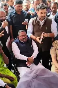 National SC Commission: కర్ల రాజేశ్ మృతి కేసులో అలసత్వం ఎందుకు? National SC Commission: కర్ల రాజేశ్ మృతి కేసులో అలసత్వం ఎందుకు?