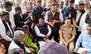 National SC Commission: కర్ల రాజేశ్ మృతి కేసులో అలసత్వం ఎందుకు? National SC Commission: కర్ల రాజేశ్ మృతి కేసులో అలసత్వం ఎందుకు?