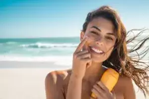 Protect Your Skin from Summer Heat: వేసవి ఎండల నుండి మీ చర్మాన్ని కాపాడుకోండి: ఈ 5 నేచురల్ టిప్స్ మీ కోసమే! Protect Your Skin from Summer Heat: వేసవి ఎండల నుండి మీ చర్మాన్ని కాపాడుకోండి: ఈ 5 నేచురల్ టిప్స్ మీ కోసమే!