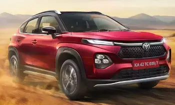 Toyota Taisor : కొత్త కారు కొనే ప్లాన్ ఉందా? టయోటా టైజర్ పై భారీ డిస్కౌంట్..ఏకంగా ఎంత తగ్గిందంటే ?