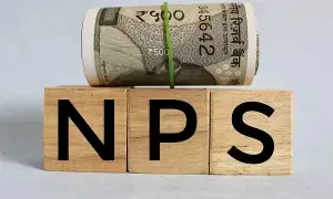 NPS  : రిటైర్మెంట్ పొదుపులోనే హెల్త్ ఇన్సూరెన్స్.. పీఎఫ్‌ఆర్‌డీఏ కొత్త మాస్టర్ ప్లాన్