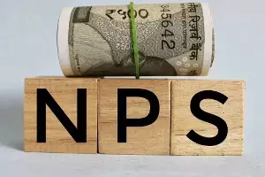 NPS  : రిటైర్మెంట్ పొదుపులోనే హెల్త్ ఇన్సూరెన్స్.. పీఎఫ్‌ఆర్‌డీఏ కొత్త మాస్టర్ ప్లాన్