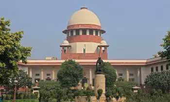 Supreme Court : సుప్రీంకోర్టు ఆందోళన: పిటిషన్ల రచనలో ఏఐ వాడకం ప్రమాదకరం