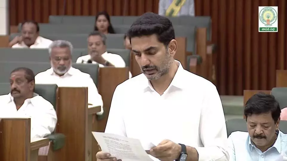 AP IT & Education Minister Nara Lokesh: డీఎస్సీ నోటిఫికేషన్ త్వరలో విడుదల- ఏపీ ఐటీ, విద్యా శాఖల మంత్రి నారా లోకేష్ AP IT & Education Minister Nara Lokesh: డీఎస్సీ నోటిఫికేషన్ త్వరలో విడుదల- ఏపీ ఐటీ, విద్యా శాఖల మంత్రి నారా లోకేష్