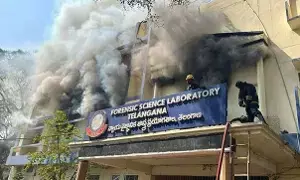 Nampally FSL Fire Accident: నాంపల్లి ఎఫ్ఎస్ఎల్ అగ్ని ప్రమాదం: 1,100 ఫైల్స్ డేటా రికవరీ కష్టతరం - ప్రత్యేక బృందం నిర్ధారణ Nampally FSL Fire Accident: నాంపల్లి ఎఫ్ఎస్ఎల్ అగ్ని ప్రమాదం: 1,100 ఫైల్స్ డేటా రికవరీ కష్టతరం - ప్రత్యేక బృందం నిర్ధారణ