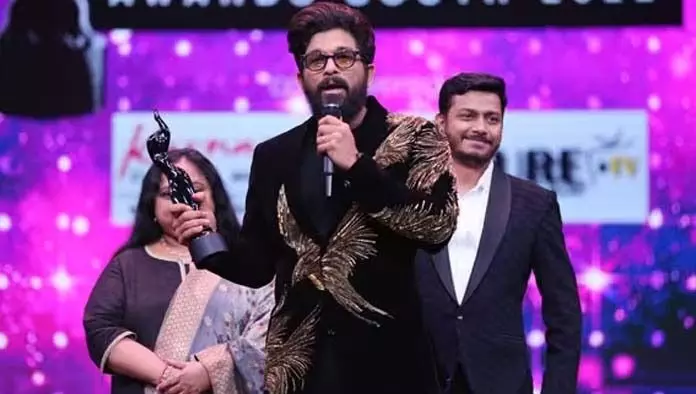 ‘Pushpa 2’ Mania: ఫిల్మ్ఫేర్లో పుష్ప 2 మేనియా ‘Pushpa 2’ Mania: ఫిల్మ్ఫేర్లో పుష్ప 2 మేనియా