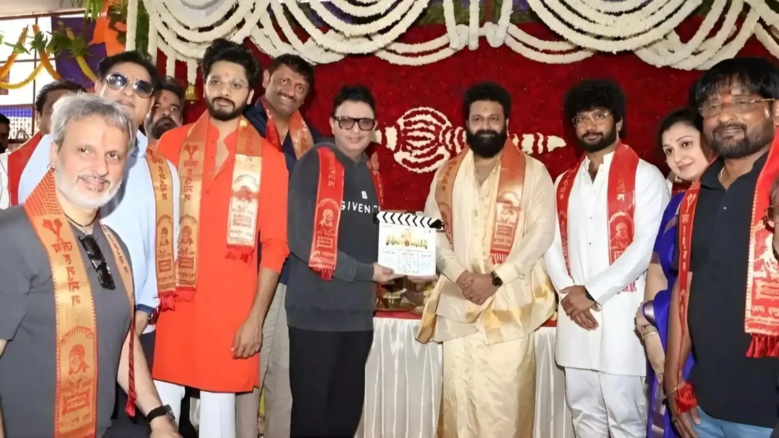 Grand Launch of ‘Jai Hanuman’: అంజనాద్రిలో గ్రాండ్ గా జై హనుమాన్ ప్రారంభం Grand Launch of ‘Jai Hanuman’: అంజనాద్రిలో గ్రాండ్ గా జై హనుమాన్ ప్రారంభం