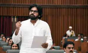 Deputy Chief Minister Pawan Kalyan: దోషులెవరైనా శిక్ష అనివార్యం: తిరుమల లడ్డు కల్తీపై పవన్ కళ్యాణ్ ఘాటు వ్యాఖ్యలు Deputy Chief Minister Pawan Kalyan: దోషులెవరైనా శిక్ష అనివార్యం: తిరుమల లడ్డు కల్తీపై పవన్ కళ్యాణ్ ఘాటు వ్యాఖ్యలు