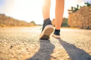 Magic 45 Minutes of Walking: జిమ్కు వెళ్లే టైమ్ లేదా..? కేవలం 45 నిమిషాల నడకతో మీ బాడీలో జరిగే మ్యాజిక్ ఇదే.. Magic 45 Minutes of Walking: జిమ్కు వెళ్లే టైమ్ లేదా..? కేవలం 45 నిమిషాల నడకతో మీ బాడీలో జరిగే మ్యాజిక్ ఇదే..