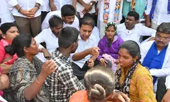 Kummera Incident:  కుమ్మెర ఘటన: నిందితులకు ఎలాంటి పార్టీ అండా లేకుండా కఠిన శిక్ష విధించాలి - కేటీఆర్ డిమాండ్