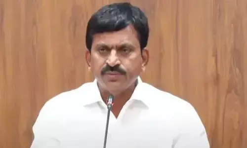 Ponguleti: పొంగులేటి: రెవెన్యూ వ్యవస్థ ఆధునికీకరణతో ప్రజలకు వేగవంతమైన సేవలు అందజేస్తాం Ponguleti: పొంగులేటి: రెవెన్యూ వ్యవస్థ ఆధునికీకరణతో ప్రజలకు వేగవంతమైన సేవలు అందజేస్తాం