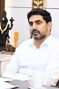 Minister Nara Lokesh: మంత్రి లోకేశ్ భరోసా: చిన్నారి పునర్విక ప్రాణాలు కాపాడే బాధ్యత నాదే Minister Nara Lokesh: మంత్రి లోకేశ్ భరోసా: చిన్నారి పునర్విక ప్రాణాలు కాపాడే బాధ్యత నాదే